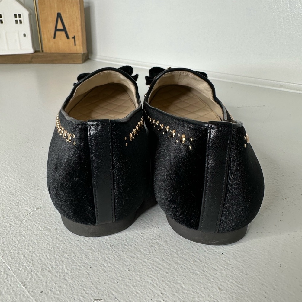 Cole Haan Black Velvet Studded Loafers Women’s 8.5B Gold Hardware Classic - Picture 6 of 10